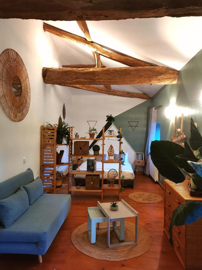 Le PuyMoulin De Monpoisson住宿加早餐旅馆 外观 照片